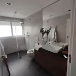 2 Terraces Flat River And Marina View Lejlighed