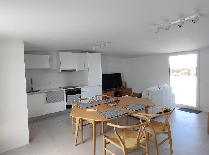 2 Terraces Flat River And Marina View *