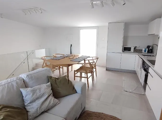 2 Terraces Flat River And Marina View